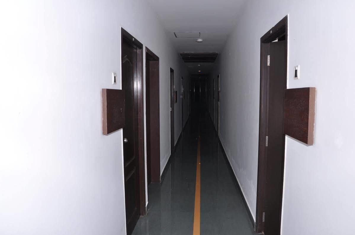 Sivamurugan Hotel Kumbakonam Exterior foto